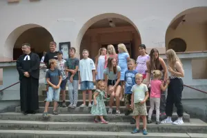 Životná skúsenosť je dar  doby, v ktorej žijeme. Je to na každom z nás, komu tento dar dáme. 1